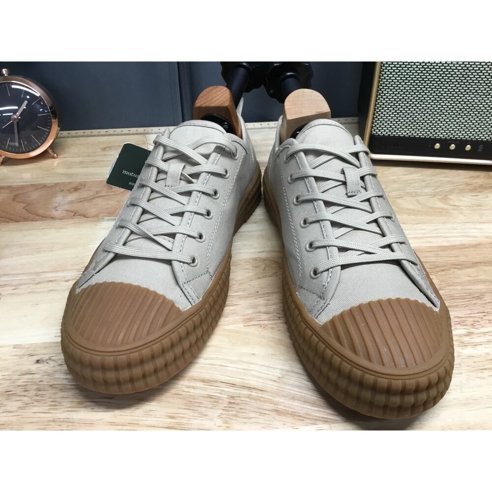 Mutual Weave Leese Sneakers Men's 9 Beige Memory Foam Low Top Casual Shoes